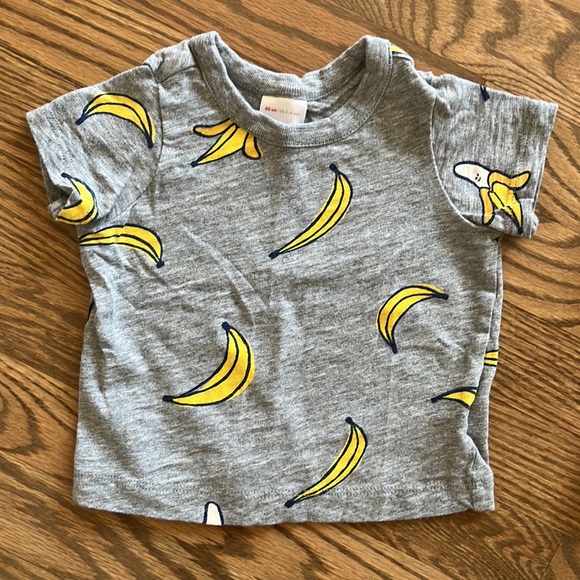 Bundle of Hanna Andersson Organic Outfits - 3-6 Months - Picture 2 of 6